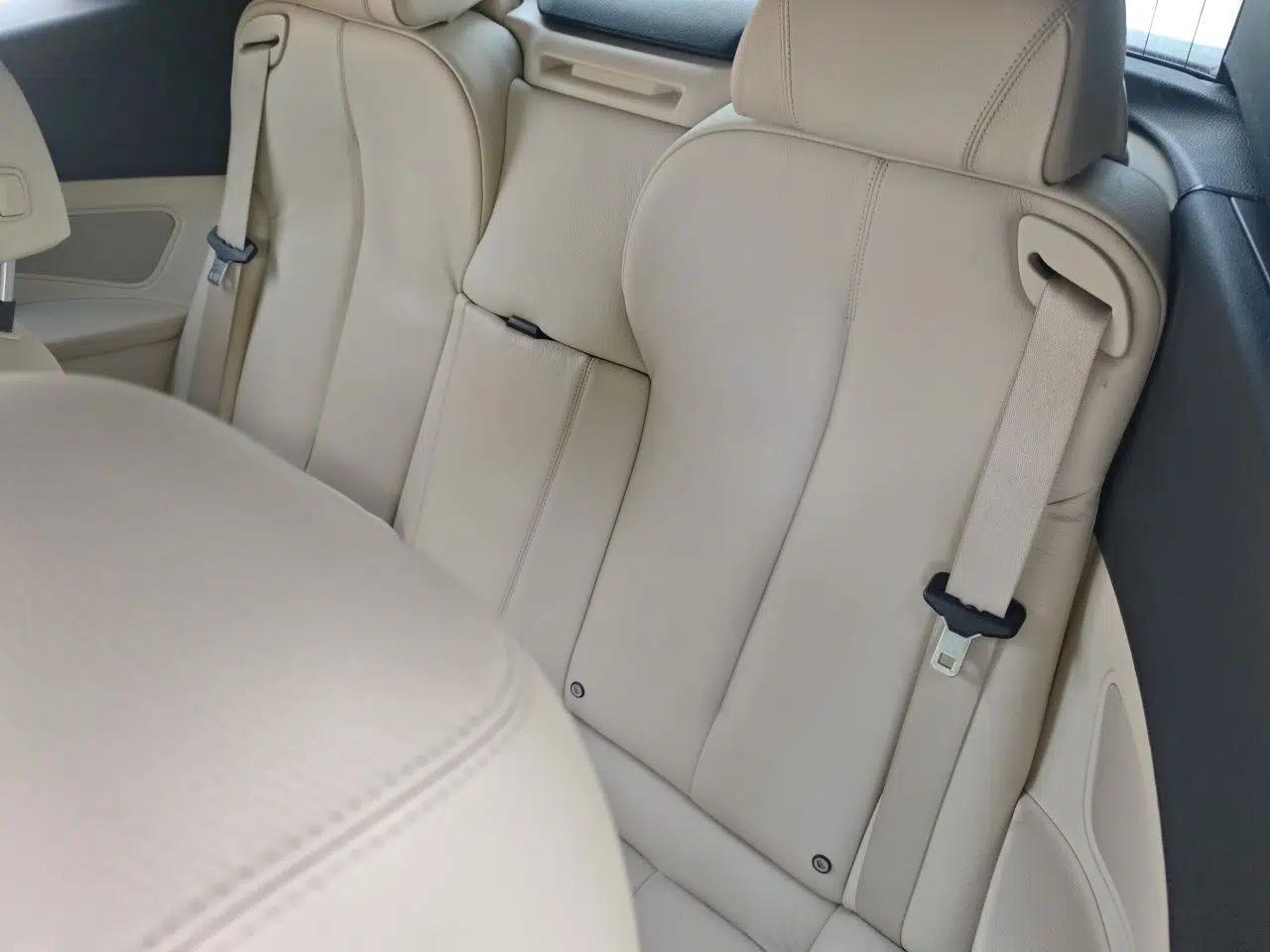 BMW 6 Series 2011 640i Convertible Coupe — миниатюра 17