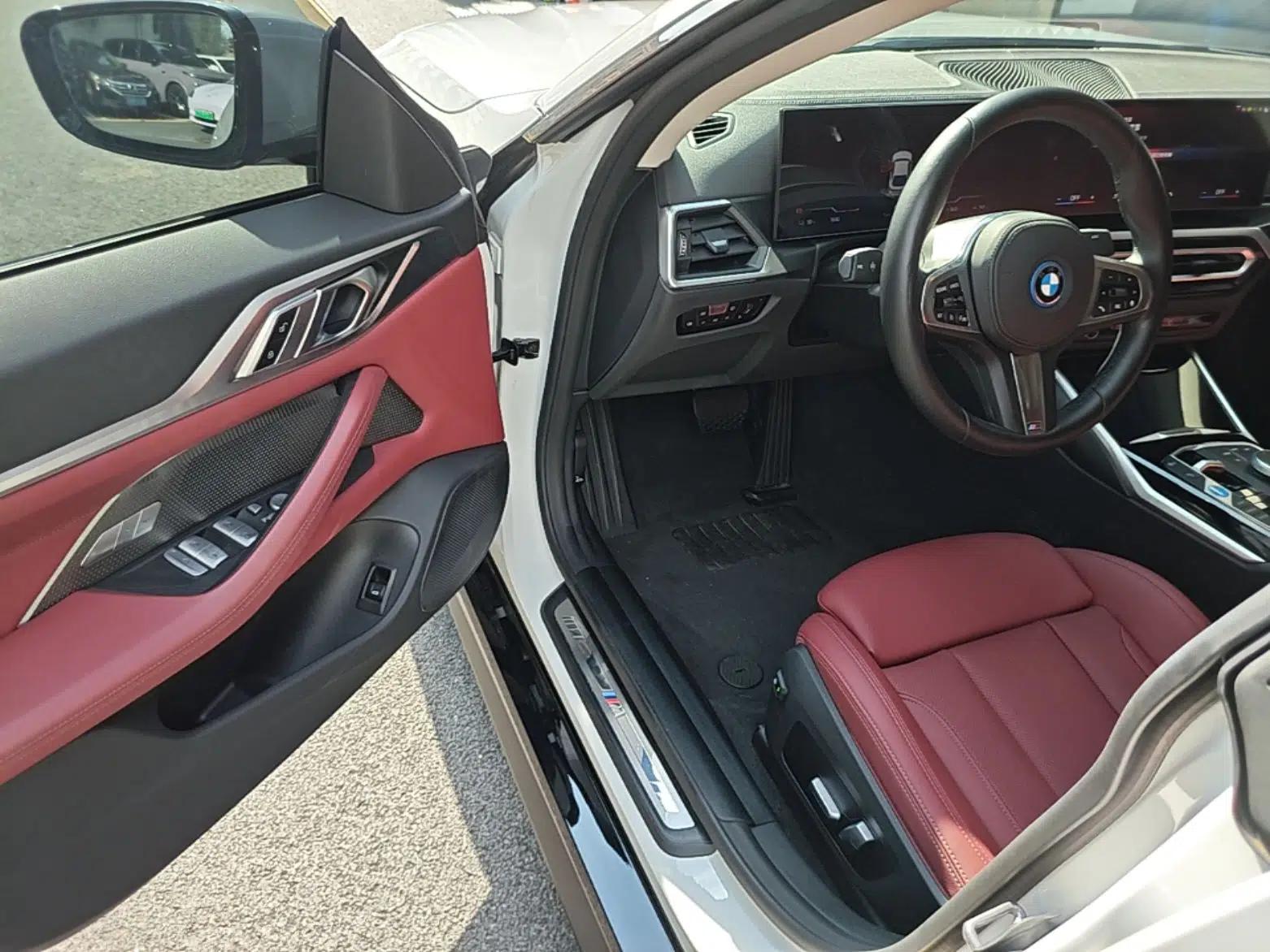 BMW i4 2023 eDrive35 — миниатюра 23