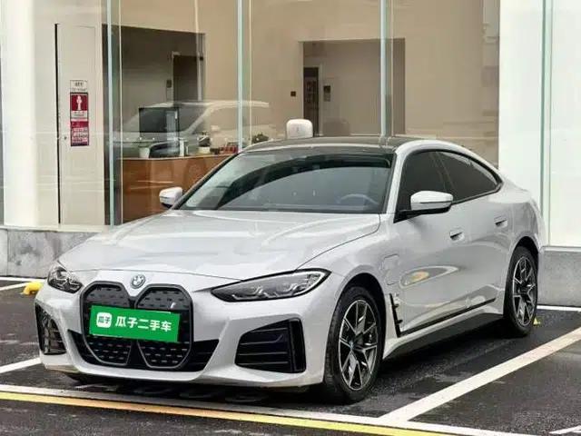 BMW i4 2023 eDrive35