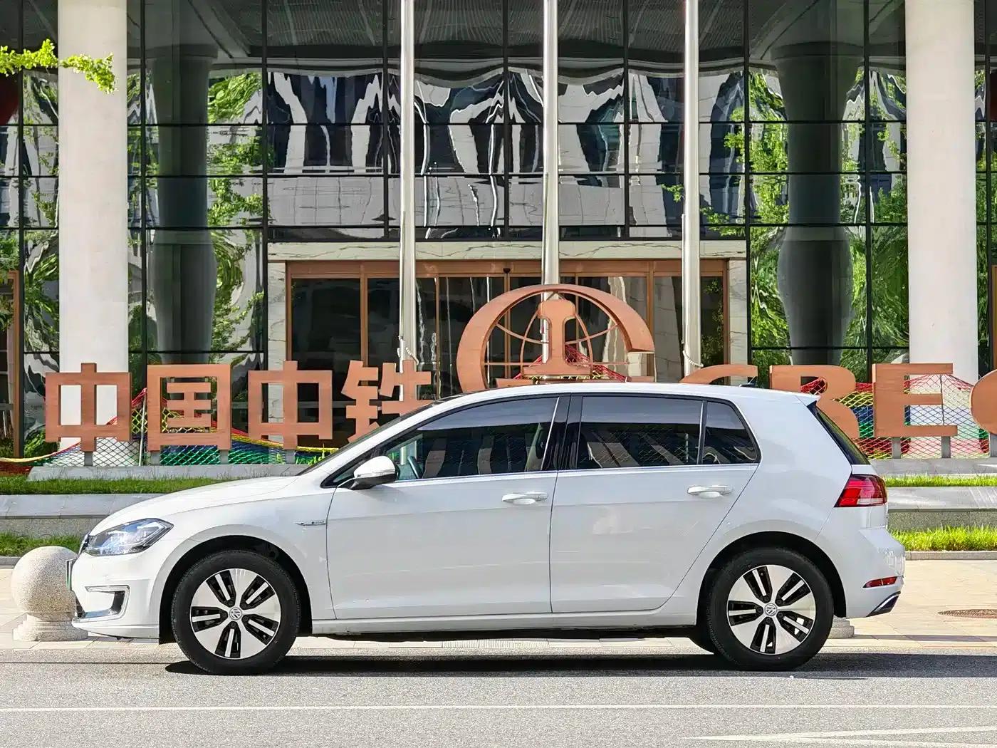 2020 Golf EV — миниатюра 2