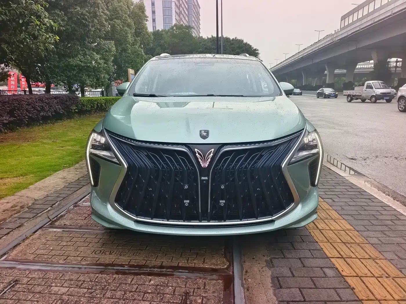 Fengxing Yacht 2022 1.5T DCT Wave Chaser Edition — миниатюра 2