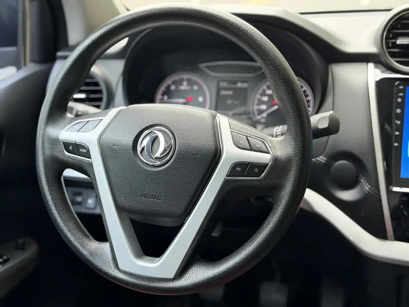 Rich 6 Pro 2024 2.3T Manual 2WD Diesel Luxury Edition — миниатюра 10