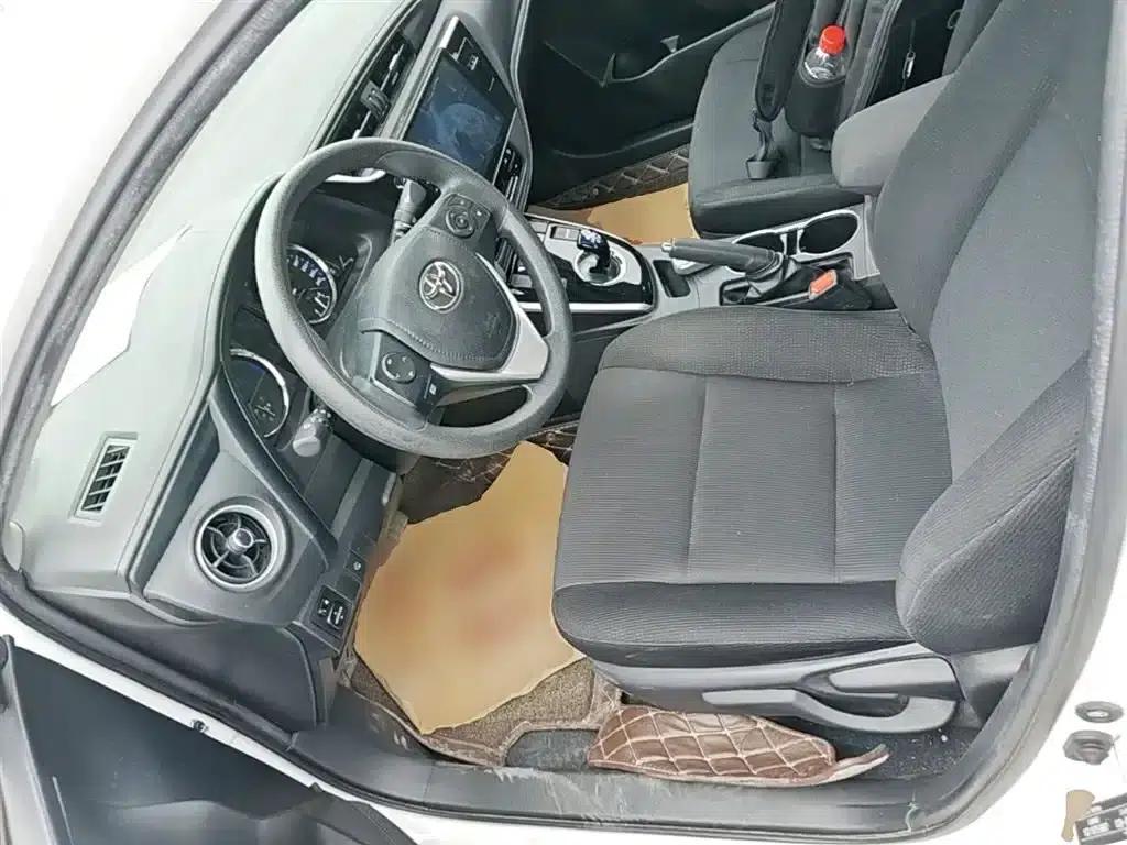 Corolla Hybrid E+ 2019 1.8L E-CVT Leading Edition — миниатюра 14
