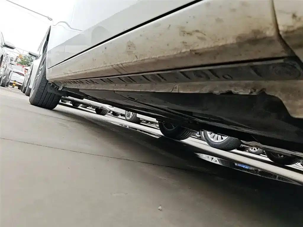 Corolla Hybrid E+ 2019 1.8L E-CVT Leading Edition — миниатюра 20