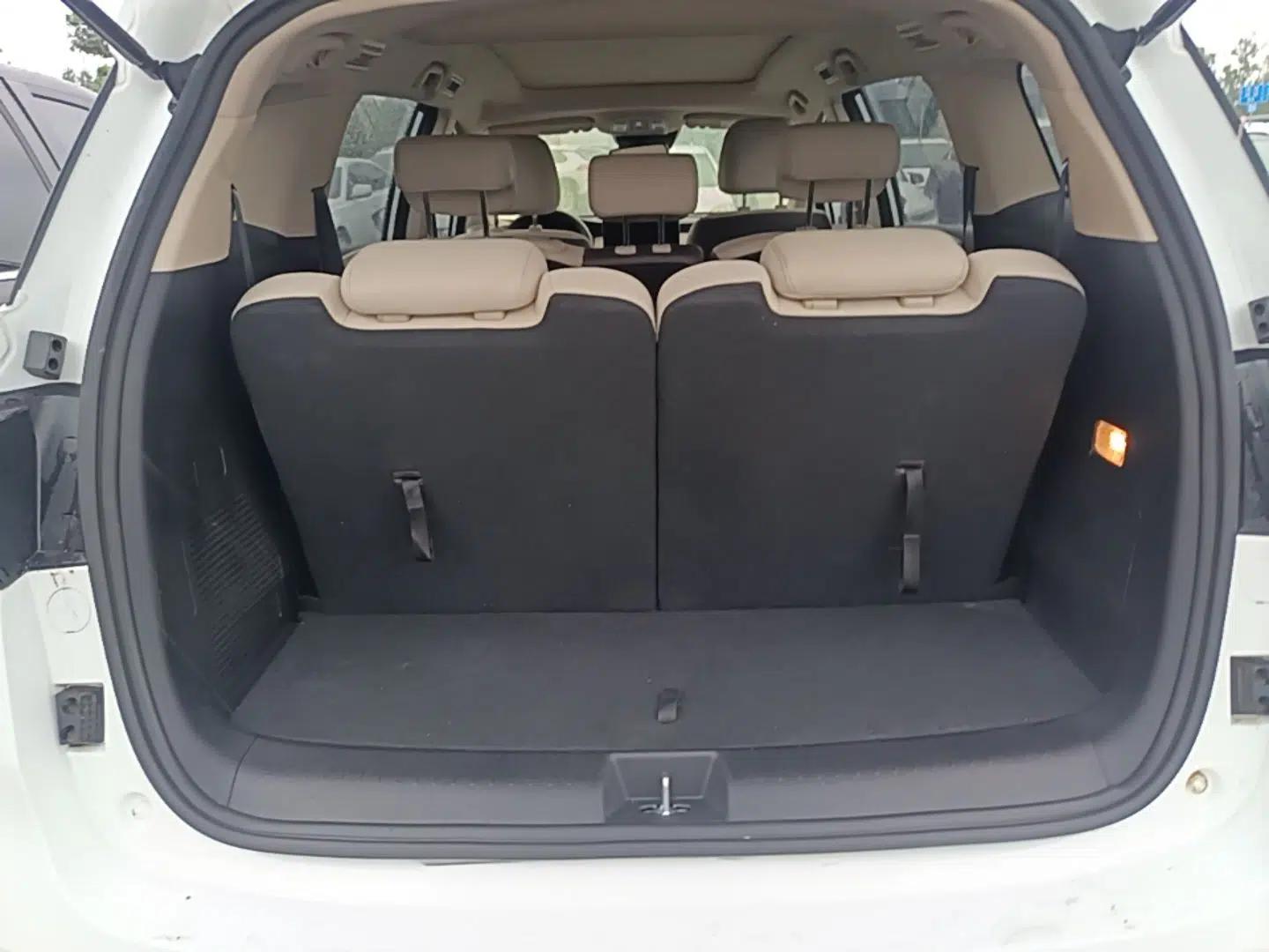 BYD Song MAX New Energy 2022 DM-i 105KM Flagship Model — миниатюра 22