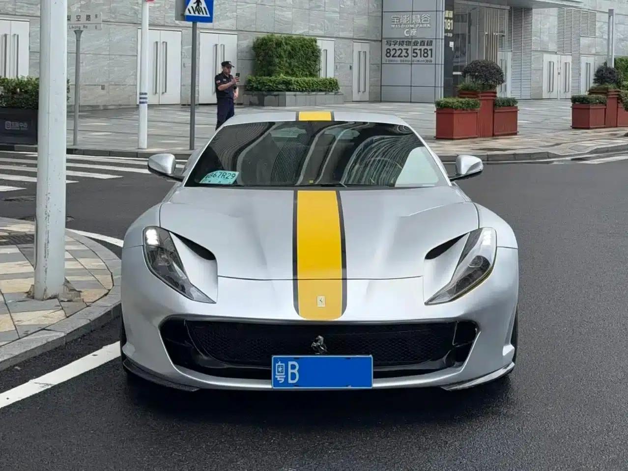 Ferrari 812 2017 6.5L Superfast — миниатюра 2