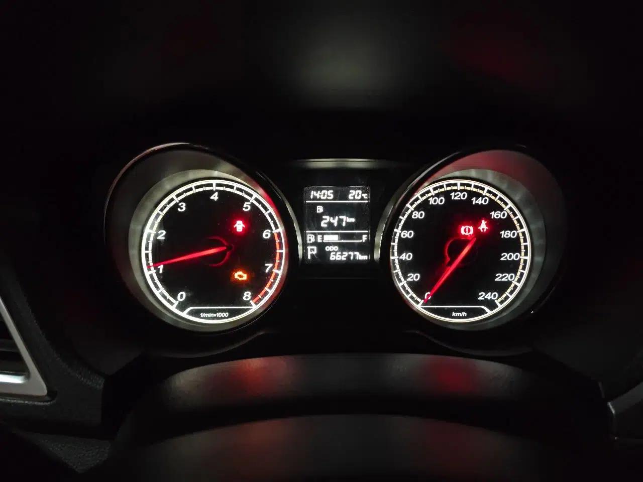 Bestune B30 2016 1.6L Automatic Luxury Model — миниатюра 11