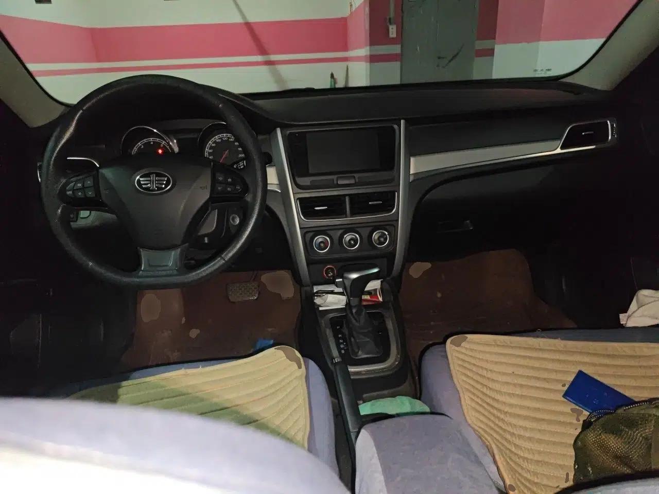 Bestune B30 2016 1.6L Automatic Luxury Model — миниатюра 9