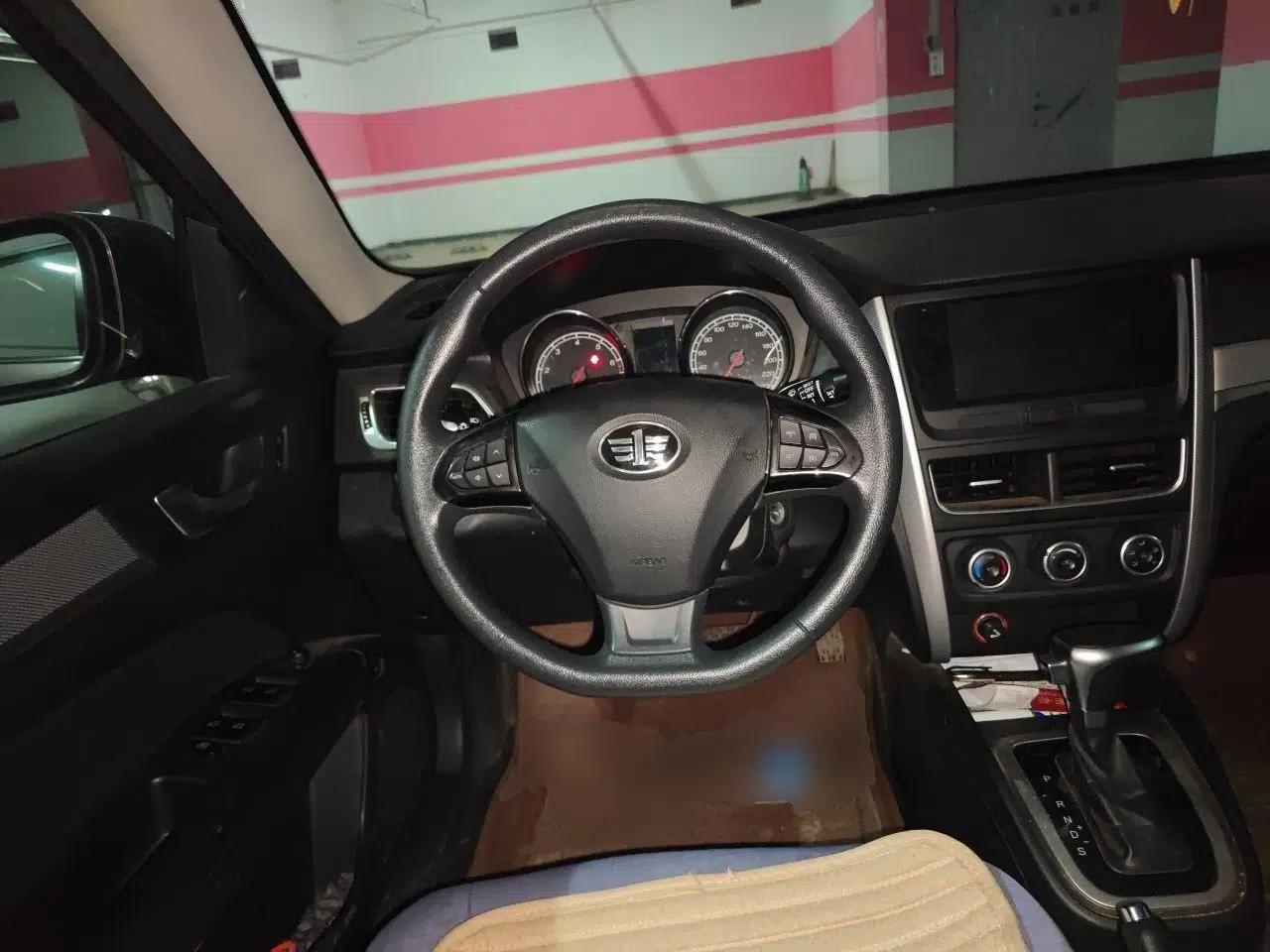 Bestune B30 2016 1.6L Automatic Luxury Model — миниатюра 10