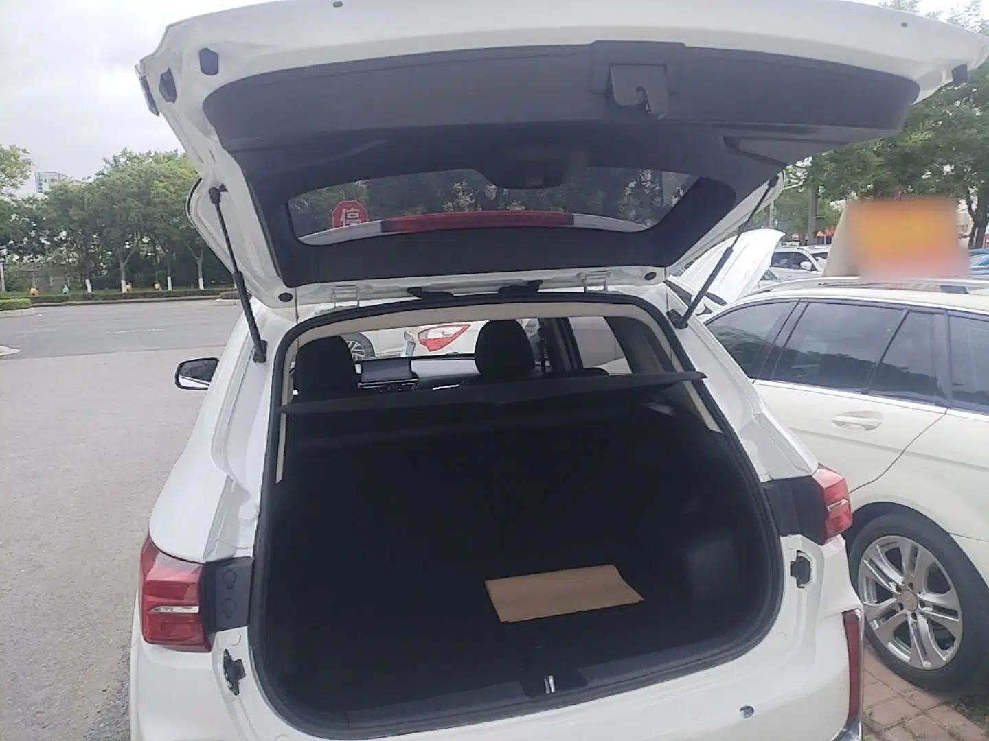 Bestune T33 2021 1.2T Manual Luxury Model — миниатюра 22