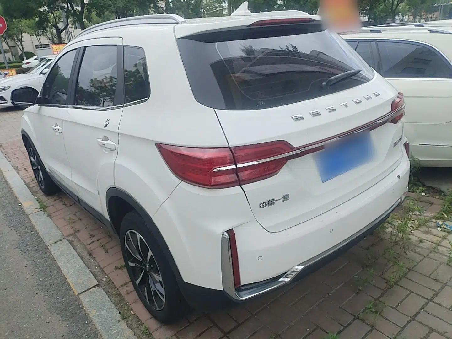Bestune T33 2021 1.2T Manual Luxury Model — миниатюра 4