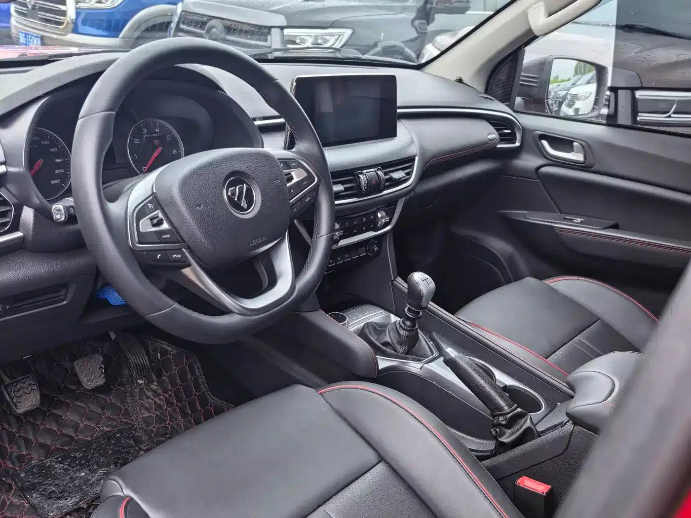 Tunland 2020 2.0T Yutu 9 Gasoline 4WD Luxury Standard Wheelbase 4G20TI5 — миниатюра 9