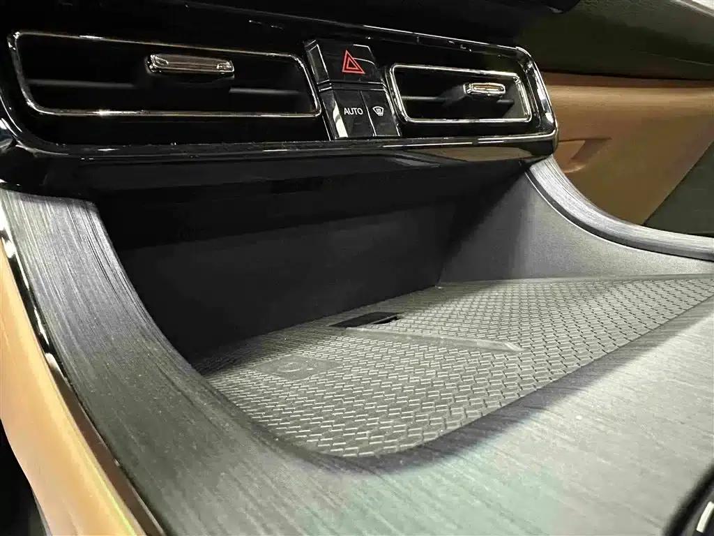 Trumpchi ES9 2024 PHEV 143km Max — миниатюра 24