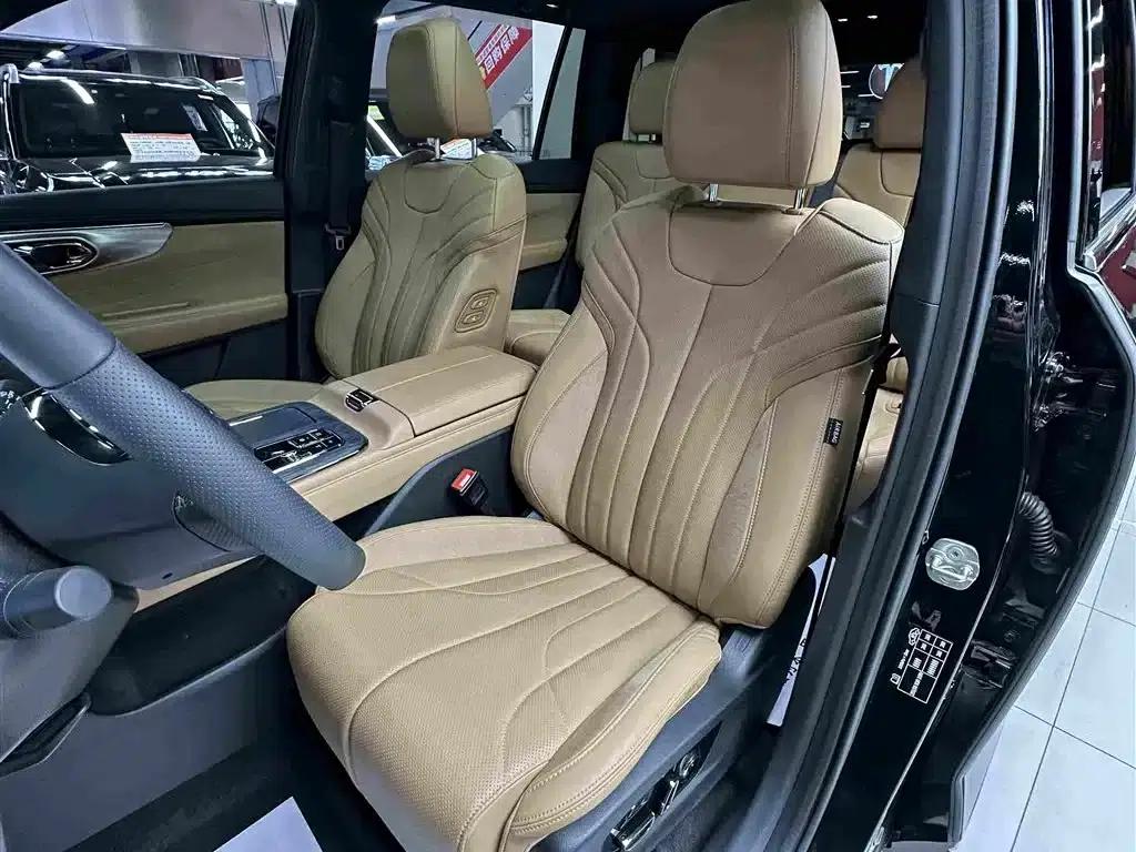 Trumpchi ES9 2024 PHEV 143km Max — миниатюра 29