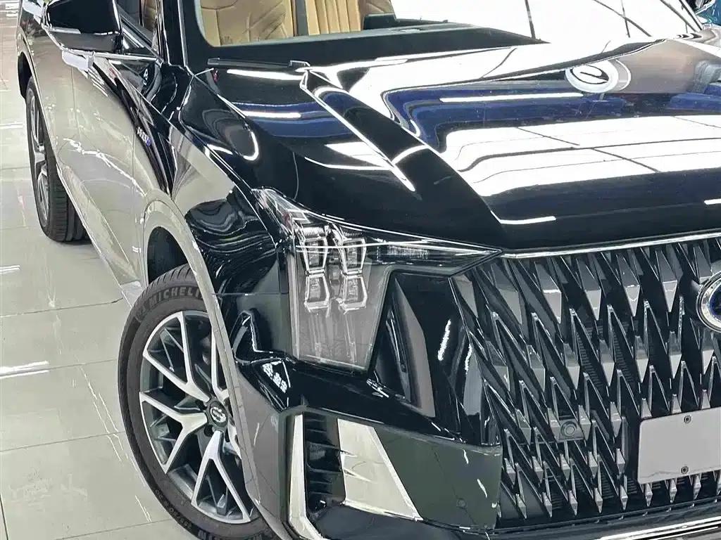 Trumpchi ES9 2024 PHEV 143km Max — миниатюра 6