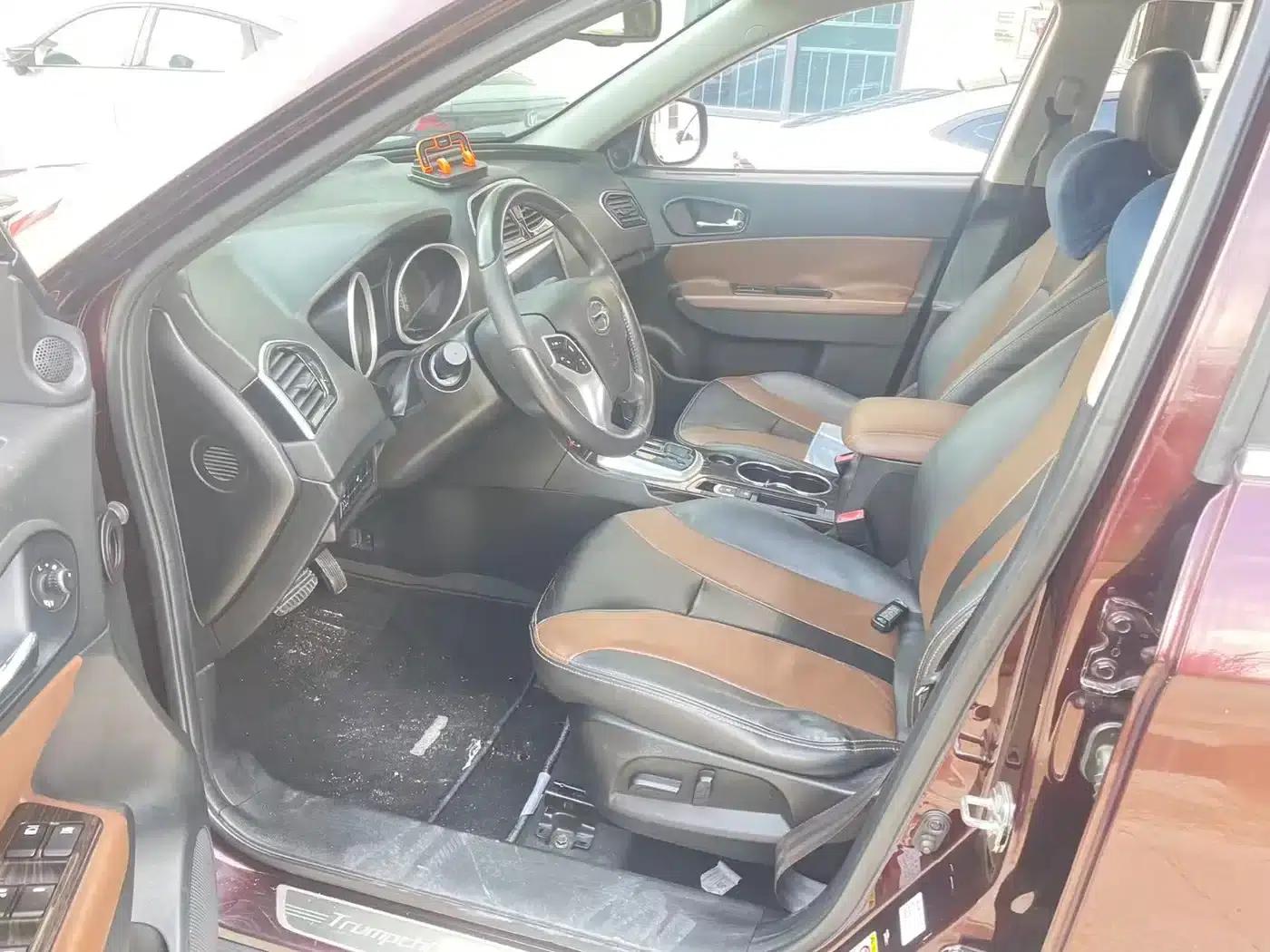 Trumpchi GS5 Super 2015 2.0L Automatic 2WD Luxury Navigation Edition — миниатюра 4