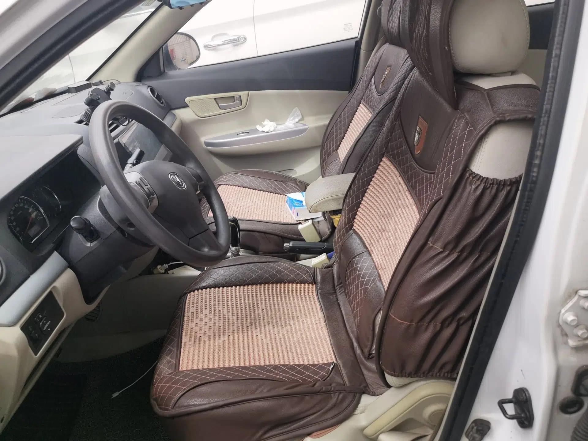 CHANGAN Alsvin V5 2012 1.5L Manual Dream Edition — миниатюра 15