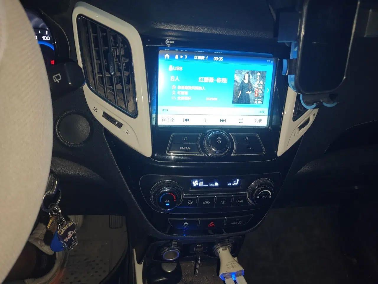 CHANGAN CS15EV 2018 350i — миниатюра 13