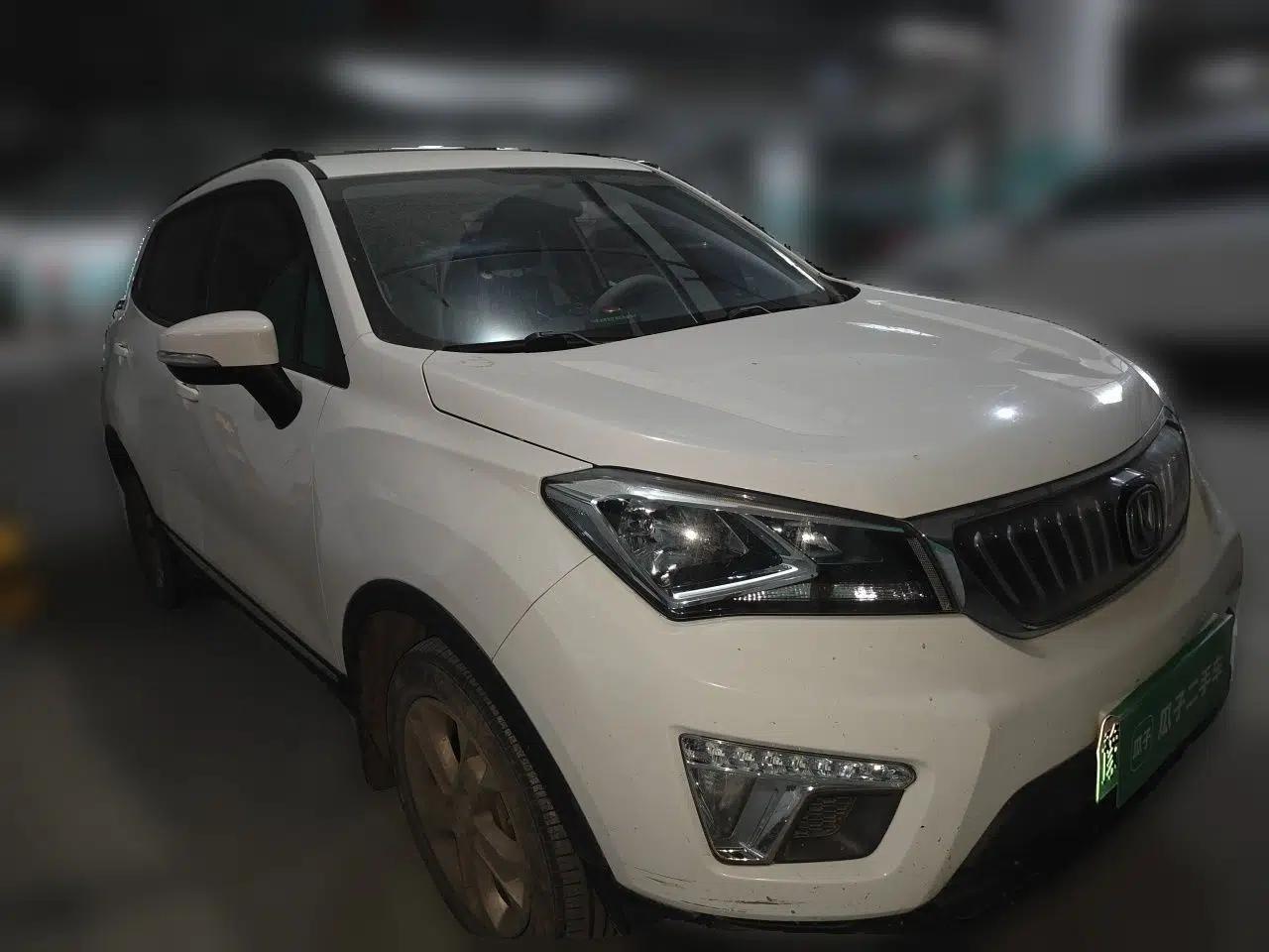 CHANGAN CS15EV 2018 350i — миниатюра 3