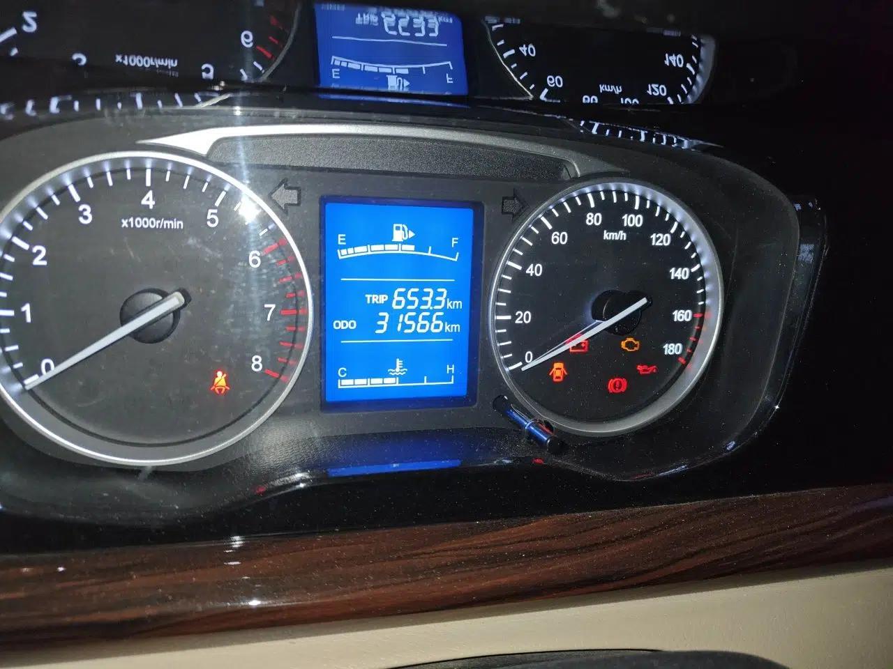 CHANGAN KUAYUE Xing V5 2026 Model 1.5L Enjoyment 6-Seater Bus — миниатюра 12