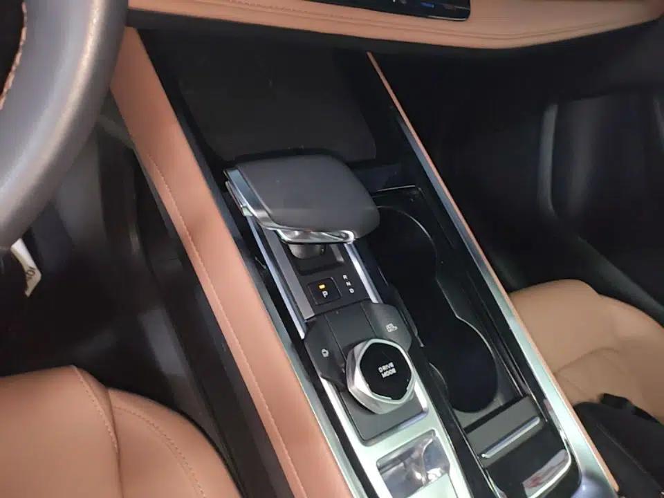 CHANGAN NEVO Q05 2024 Truly Delicious Version 125" Beyond-Performance Model CATL — миниатюра 16