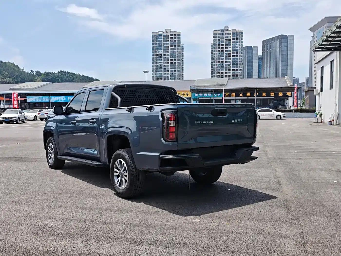Dadao 2024 All-Rounder 2.3T Diesel Automatic 4WD Comfort Edition with Flatbed Cargo Box — миниатюра 5