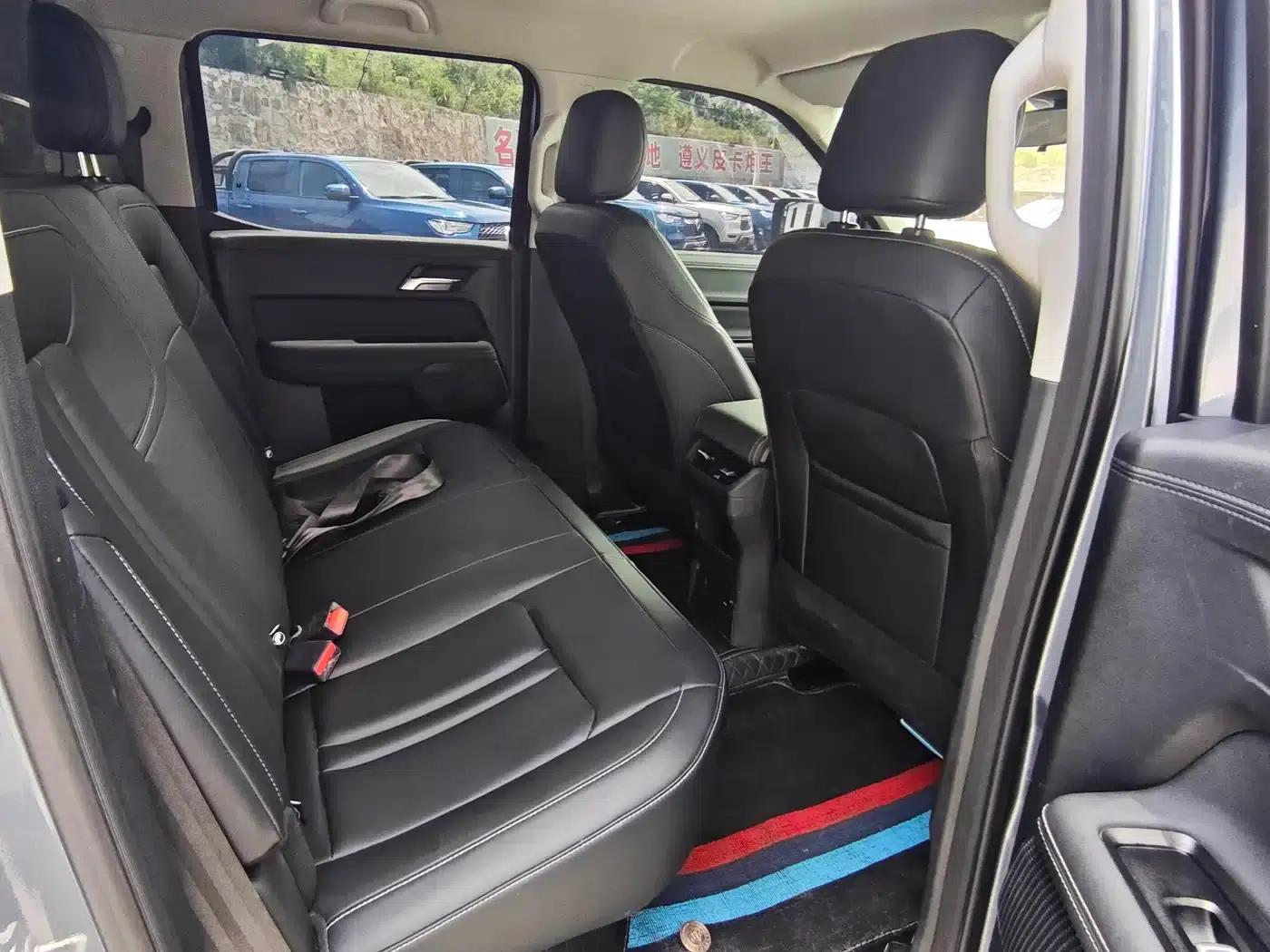Dadao 2024 All-Rounder 2.3T Diesel Automatic 4WD Comfort Edition with Flatbed Cargo Box — миниатюра 10