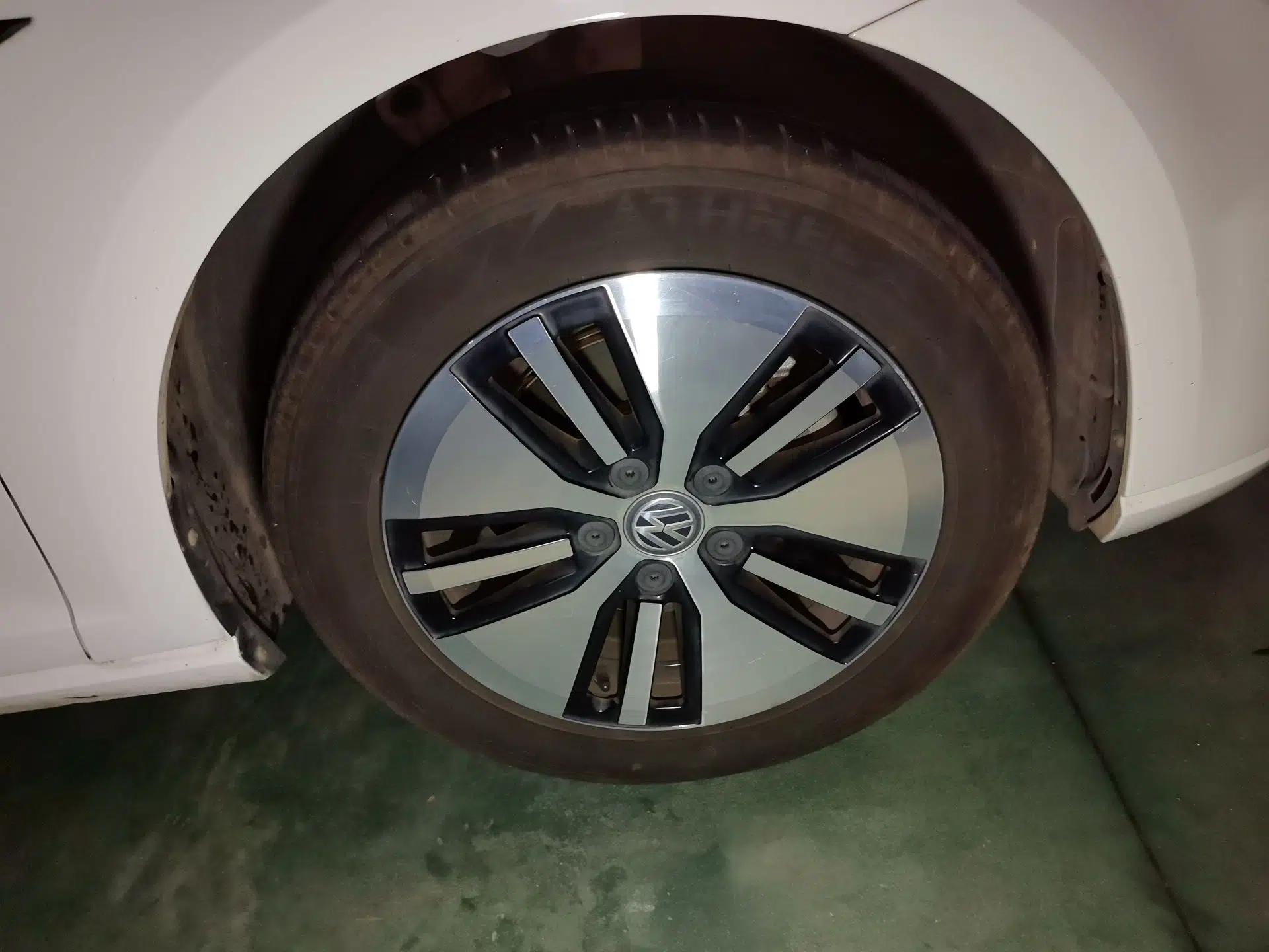 Volkswagen Golf Pure Electric 2020 Chari — миниатюра 8