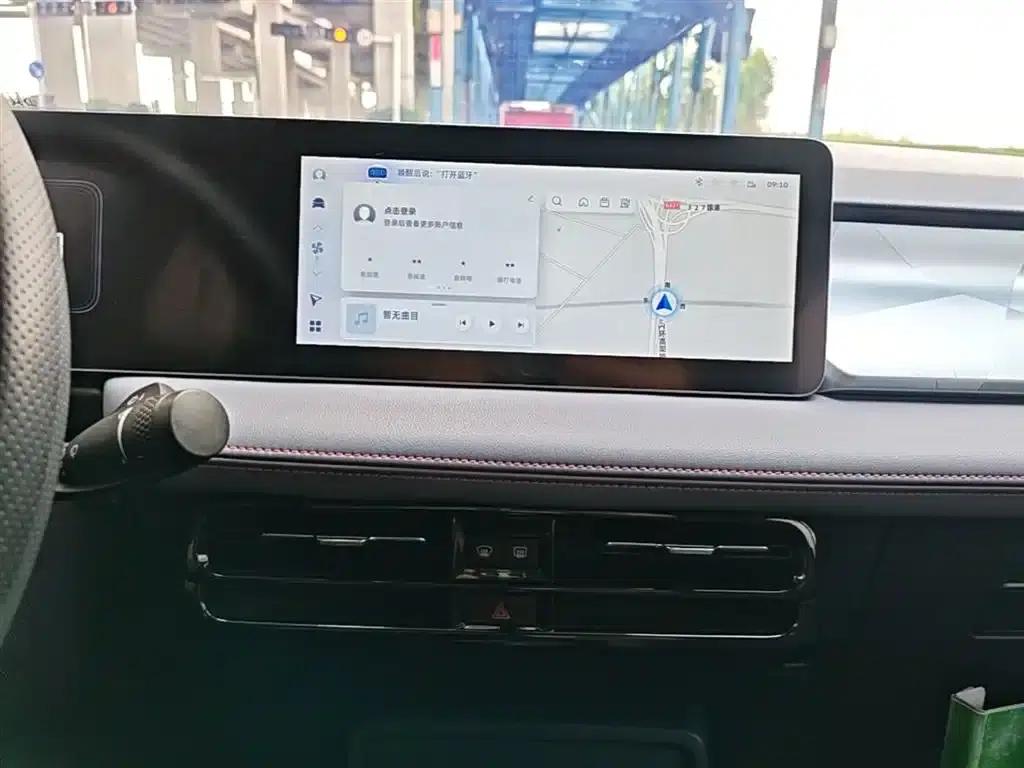 Geely Geometry E Firefly 2023 Model 320KM Cute Tiger 5-Seater — миниатюра 13