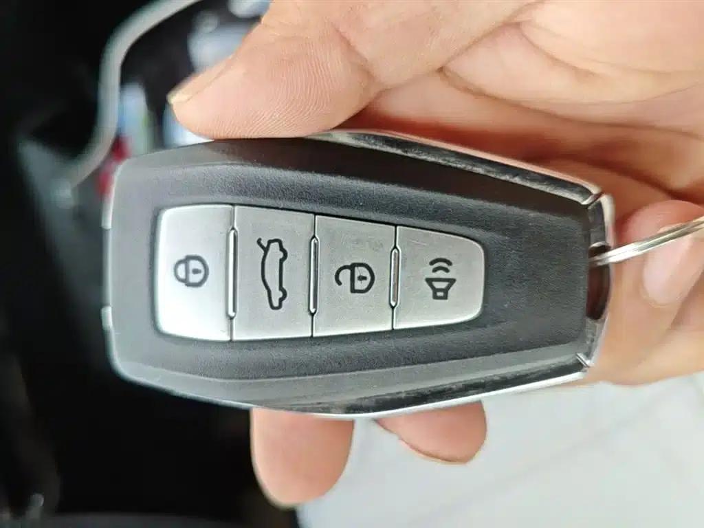 Geely Geometry E Firefly 2024 Model, 301km/h, Streamer — миниатюра 9