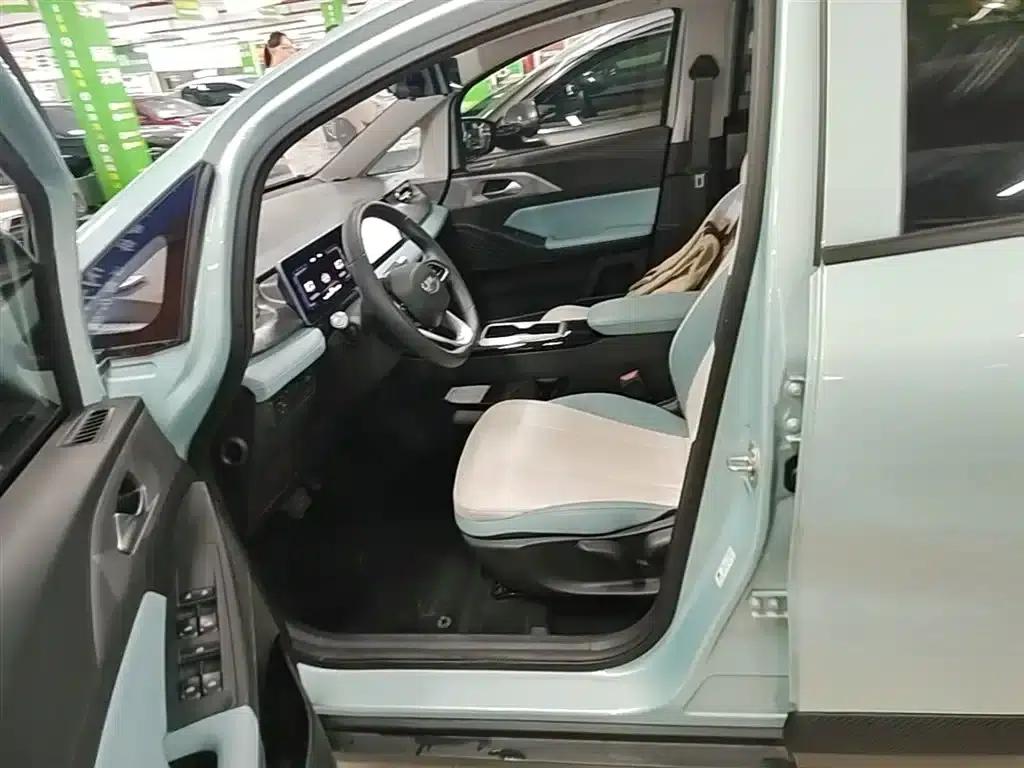 Geely Geometry E Firefly 2024 Model, 301km/h, Starlight — миниатюра 15