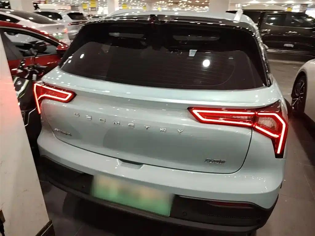 Geely Geometry E Firefly 2022 Model 320KM Cute Tiger 4-Seater — миниатюра 6