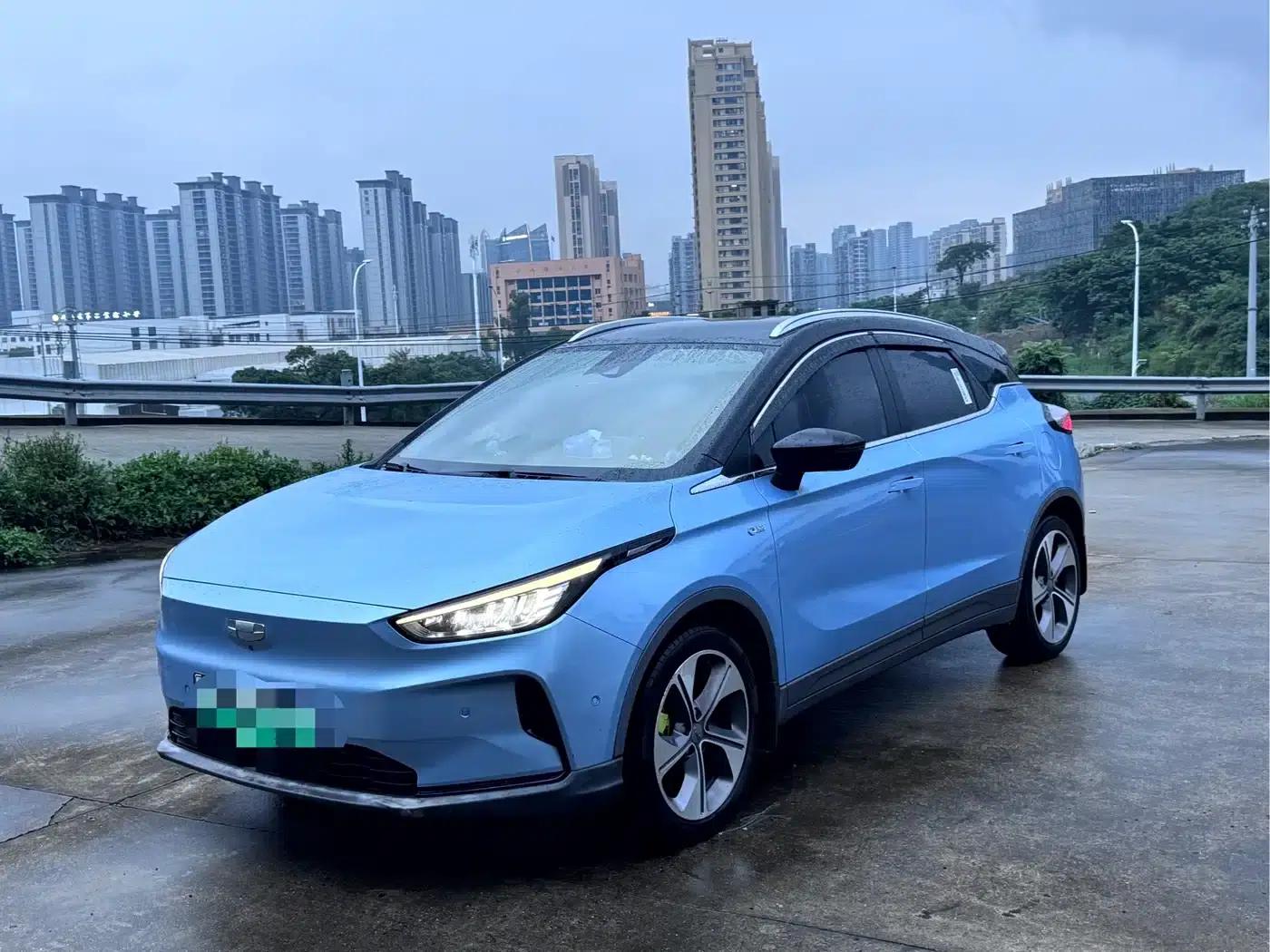 Geely Geometry C 2020 Selected Range Edition 550KM C++ Pro — миниатюра 1