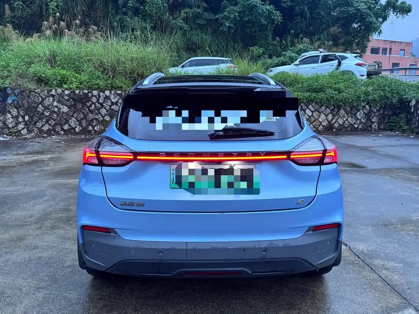 Geely Geometry C 2020 Selected Range Edition 550KM C++ Pro — миниатюра 4
