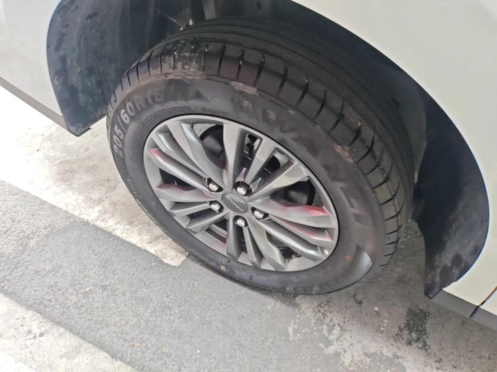 SAIC MAXUS G50 PHEV 2025 Leading Edition — миниатюра 11