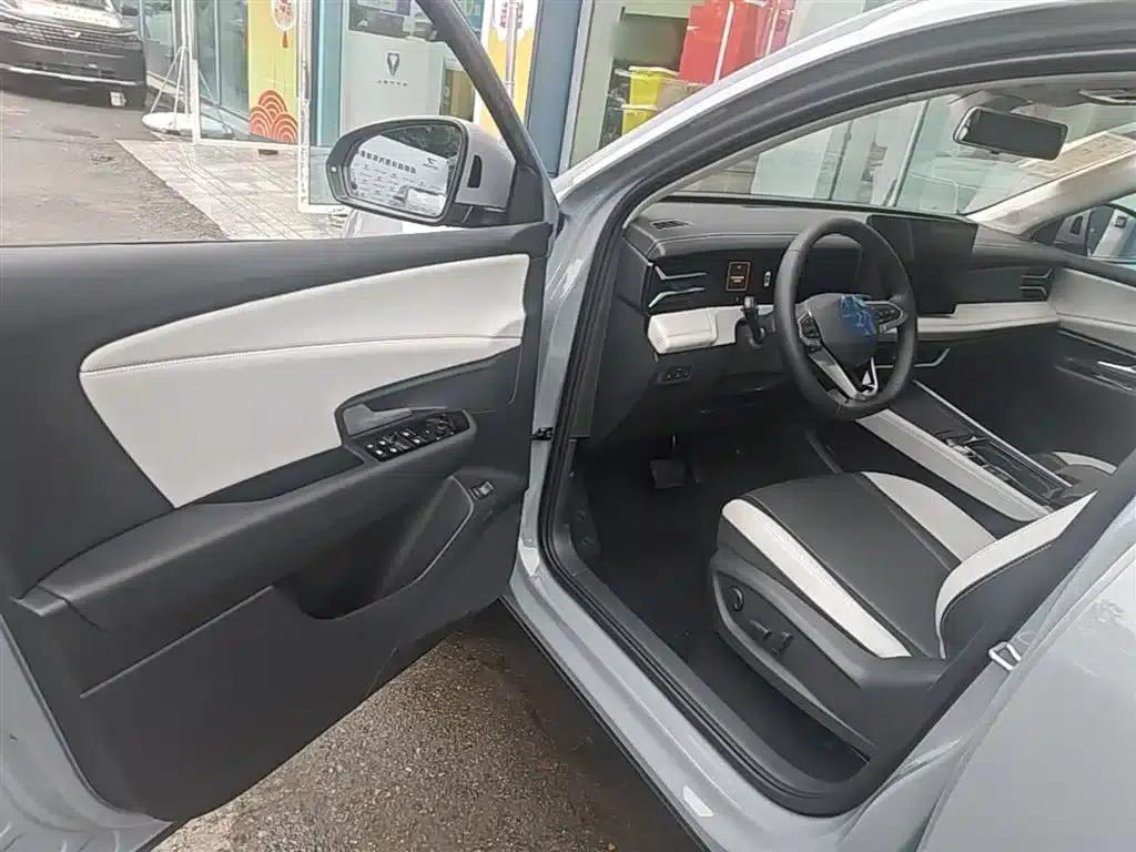 Jetta VS8 2026 280TSI Automatic Supreme Edition — миниатюра 16