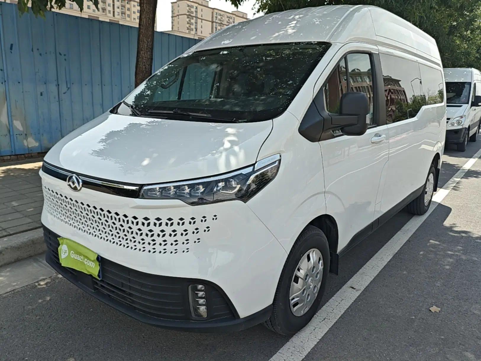 SAIC MAXUS Xintu V70 2023 2.0T Elite Edition Automatic Long Wheelbase Mid-Height 6/7 Seats — миниатюра 1
