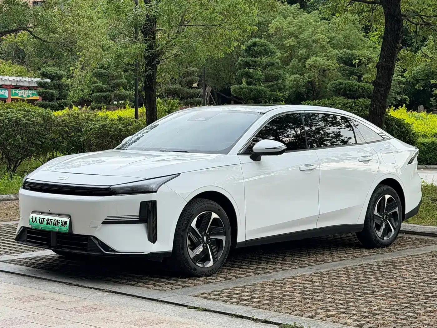 Galaxy L6 2025 EM-i 140km Explorer+ Edition — миниатюра 1