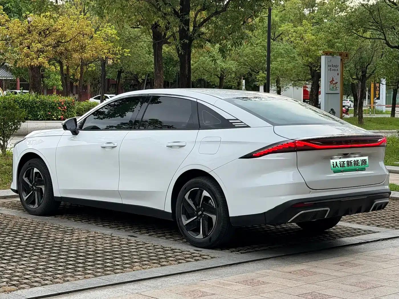 Galaxy L6 2025 EM-i 140km Explorer+ Edition — миниатюра 15