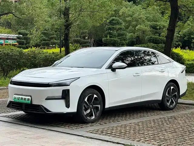 Galaxy L6 2025 EM-i 140km Explorer+ Edition