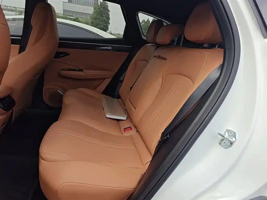 Galaxy L7 2025 EM-i 115km Explorer+ Edition — миниатюра 17