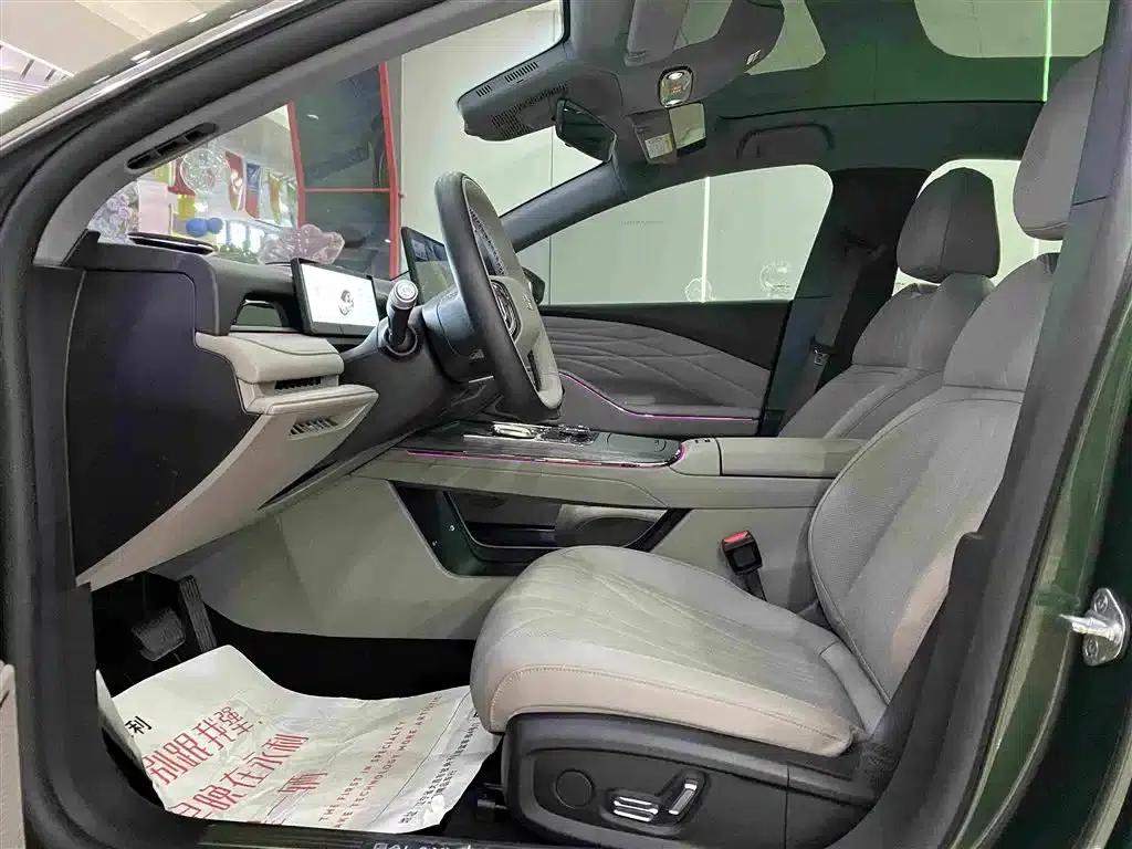 Galaxy Star 8 2025 Model 130km EM-i Premium Edition — миниатюра 7