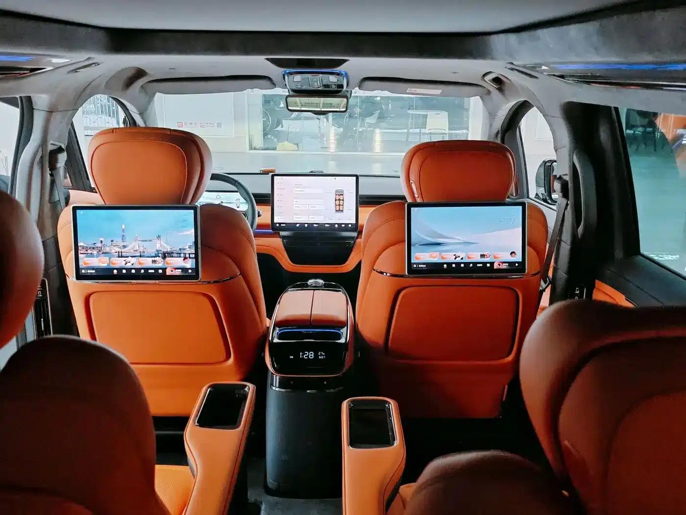 Wingzhen L380 2024 Model, 140-degree, 6-seater, 4WD Ultra — миниатюра 15