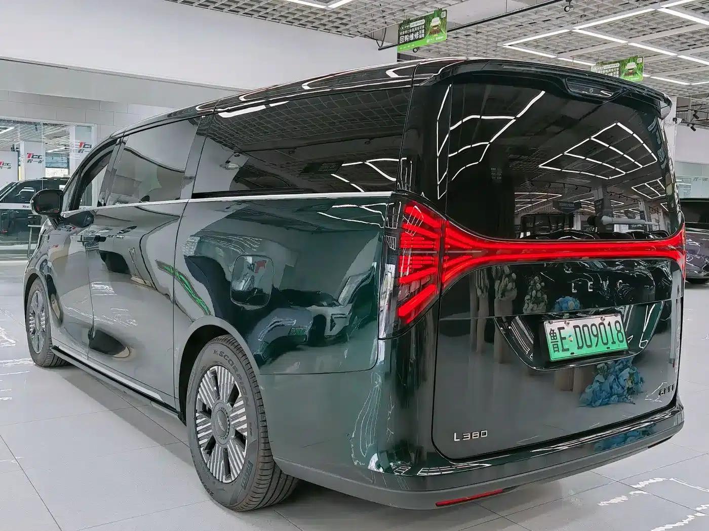 Wingzhen L380 2024 Model, 140-degree, 6-seater, 4WD Ultra — миниатюра 20