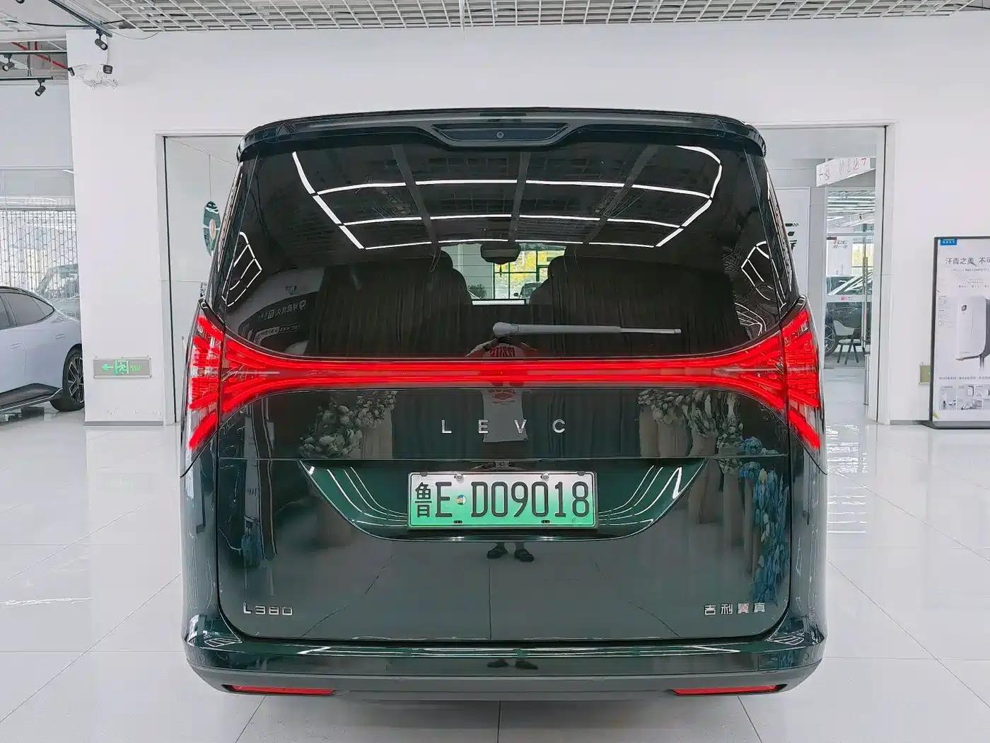 Wingzhen L380 2024 Model, 140-degree, 6-seater, 4WD Ultra — миниатюра 21