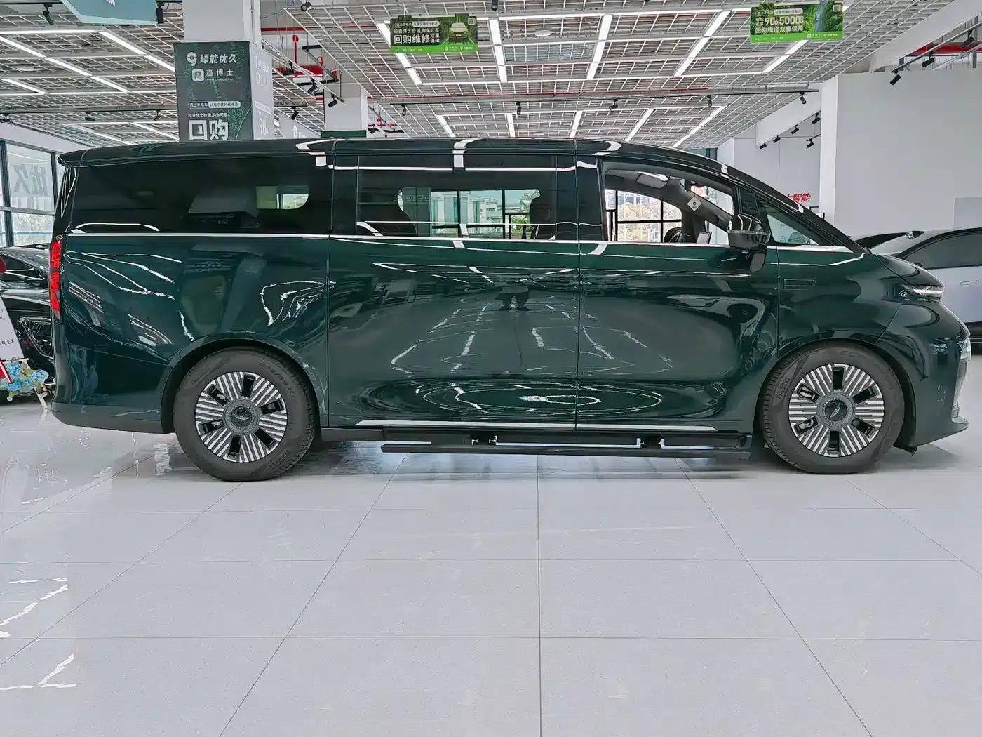 Wingzhen L380 2024 Model, 140-degree, 6-seater, 4WD Ultra — миниатюра 4