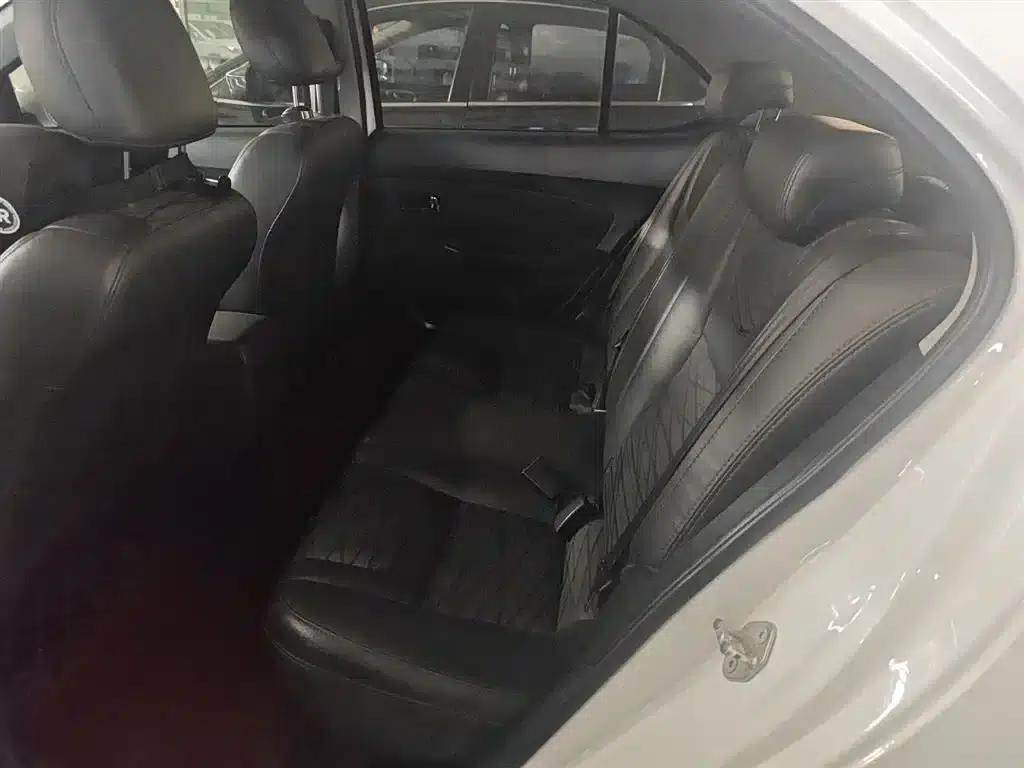 Kaiyi E3 2018 1.5L Manual Deluxe Edition — миниатюра 11