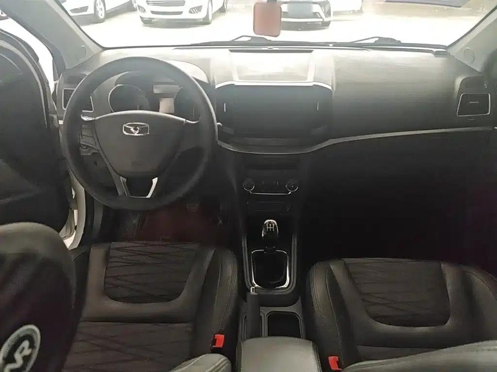 Kaiyi E3 2018 1.5L Manual Deluxe Edition — миниатюра 12
