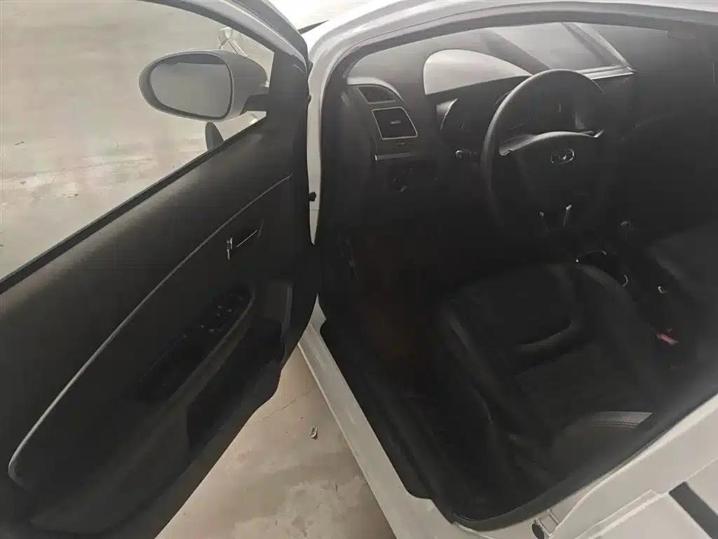 Kaiyi E3 2018 1.5L Manual Deluxe Edition — миниатюра 10