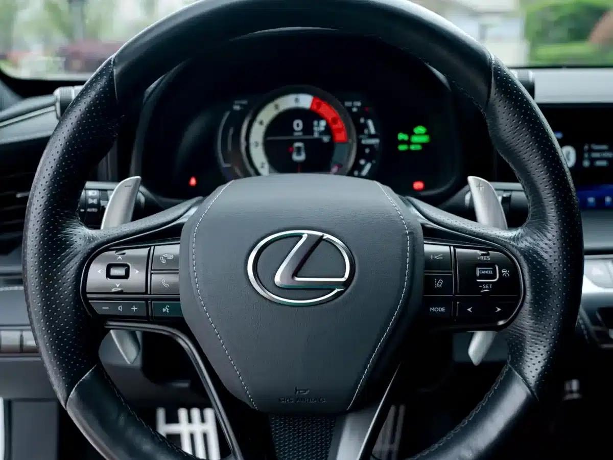 Lexus LC 2021 500h Special Edition — миниатюра 13